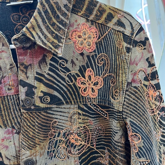 Chicos Detailed Button Up/Blazer - Picture 5 of 8